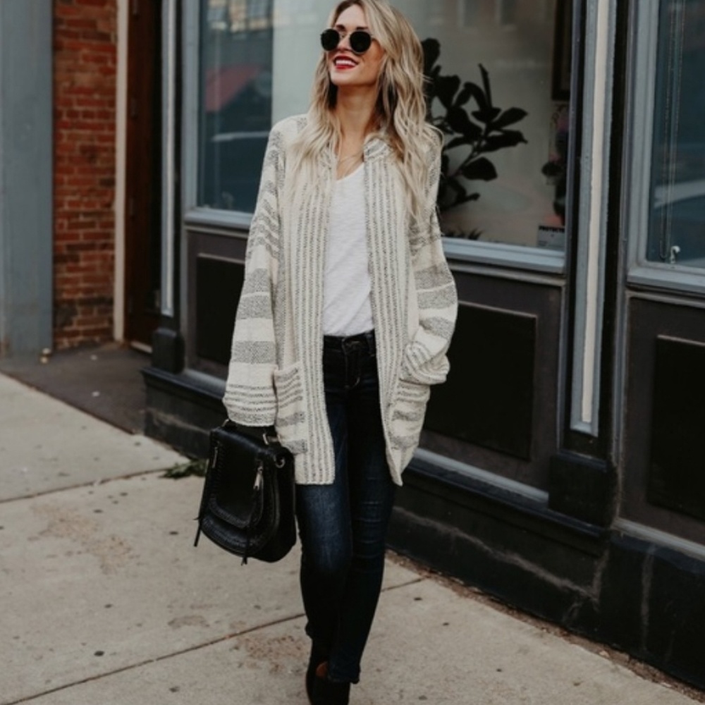 Lovestitch Deja Beach Cardigan